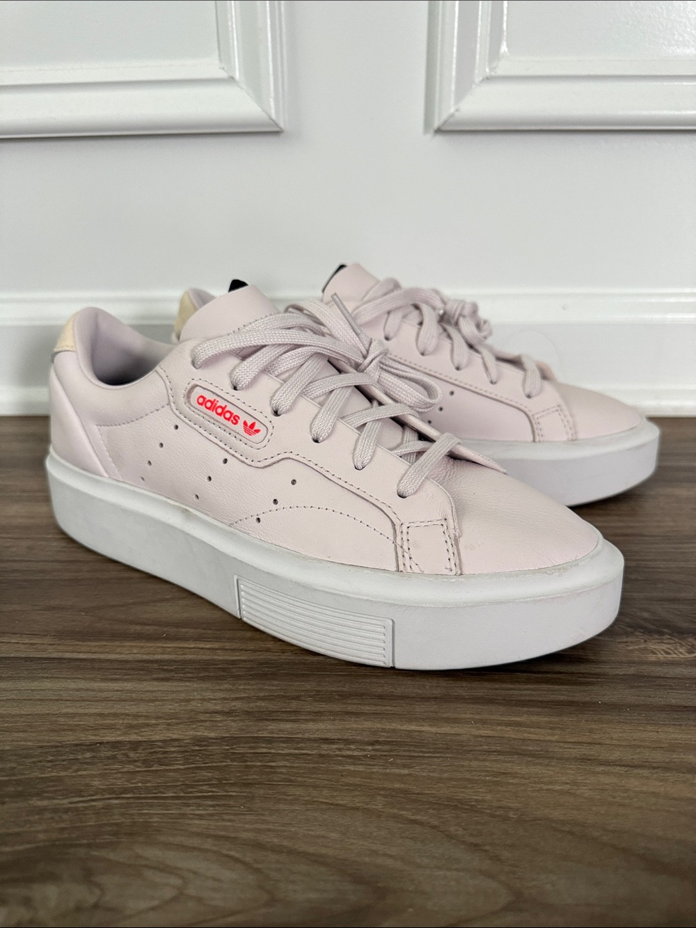 Adidas Originals Women's Super Sleek Shoes Orchid Tint EE4505 US 8